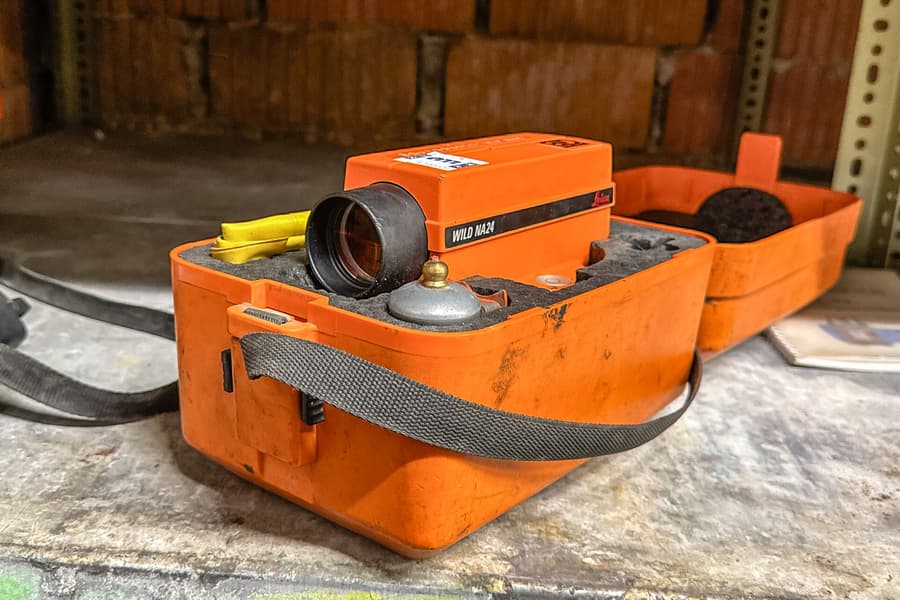 Nivelliergerät Leica Wild NA24